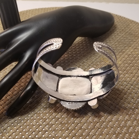 DIVINE BRACELET NWOT - Picture 8 of 9